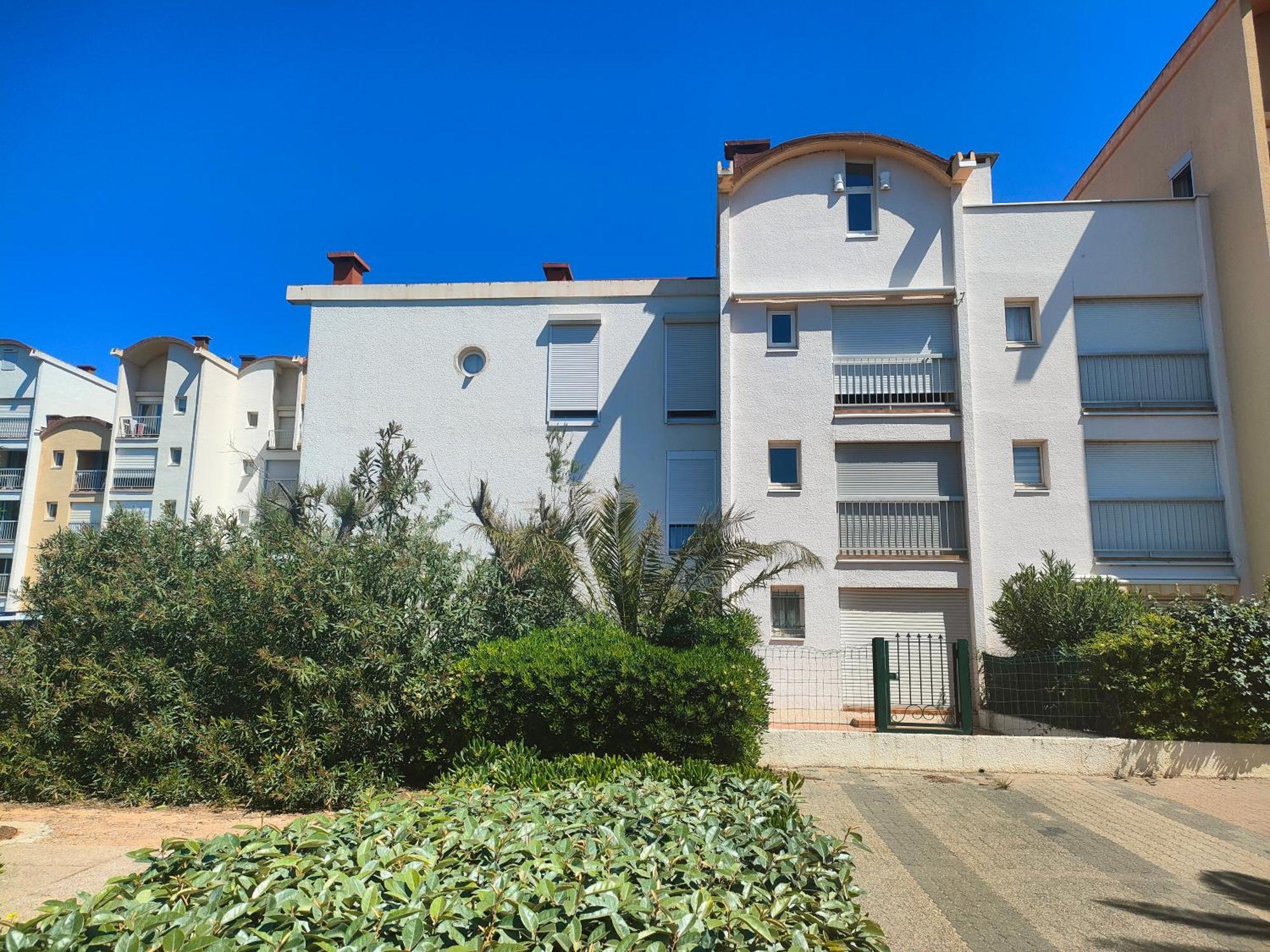 Gruissan, Studio Cabine, Au Calme Vue Degagee Sur Marina Exterior photo